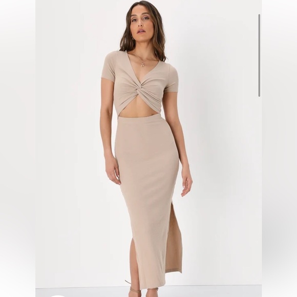 Lulus cut out tshirt midi dress in grey - Picture 1 of 4